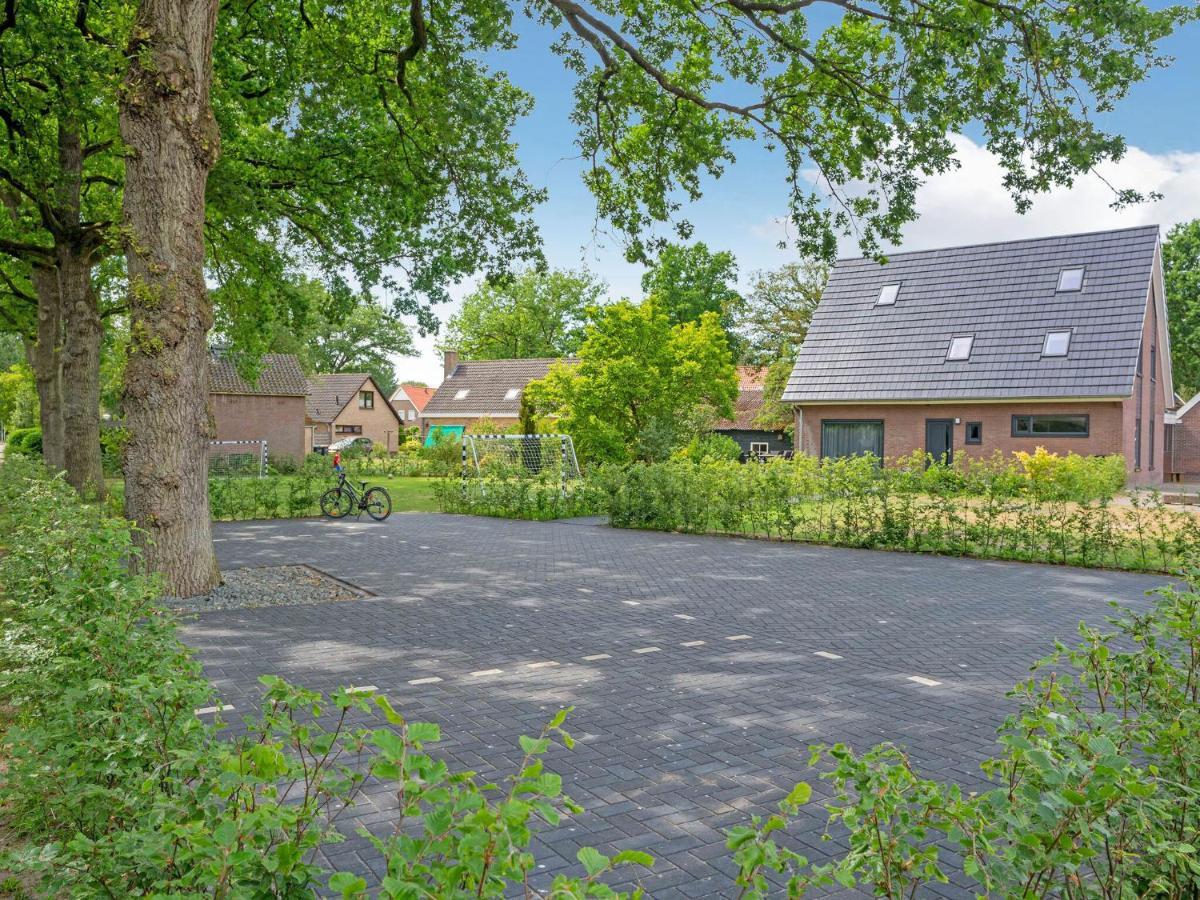 Charming Villa In Lemele With A Nice Garden Exteriör bild