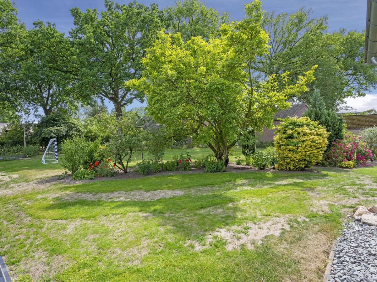 Charming Villa In Lemele With A Nice Garden Exteriör bild